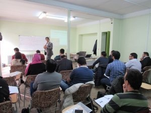 انگیزه بخشی به کارکنان