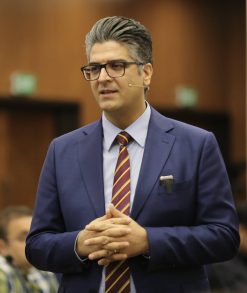 سمینار بحران مدیریت در کسب و کار